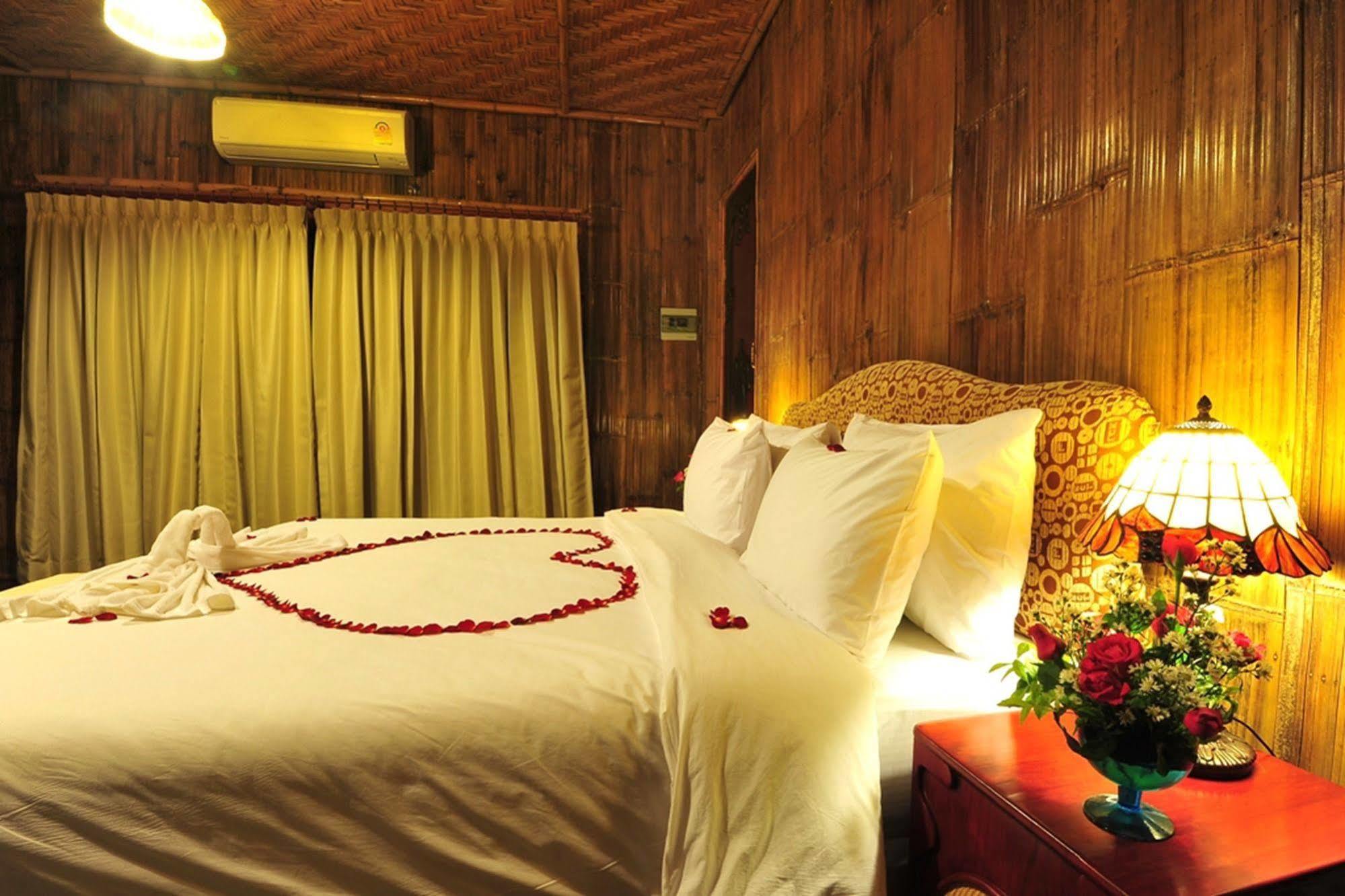 Reewa Waree Resort Wangkata Экстерьер фото