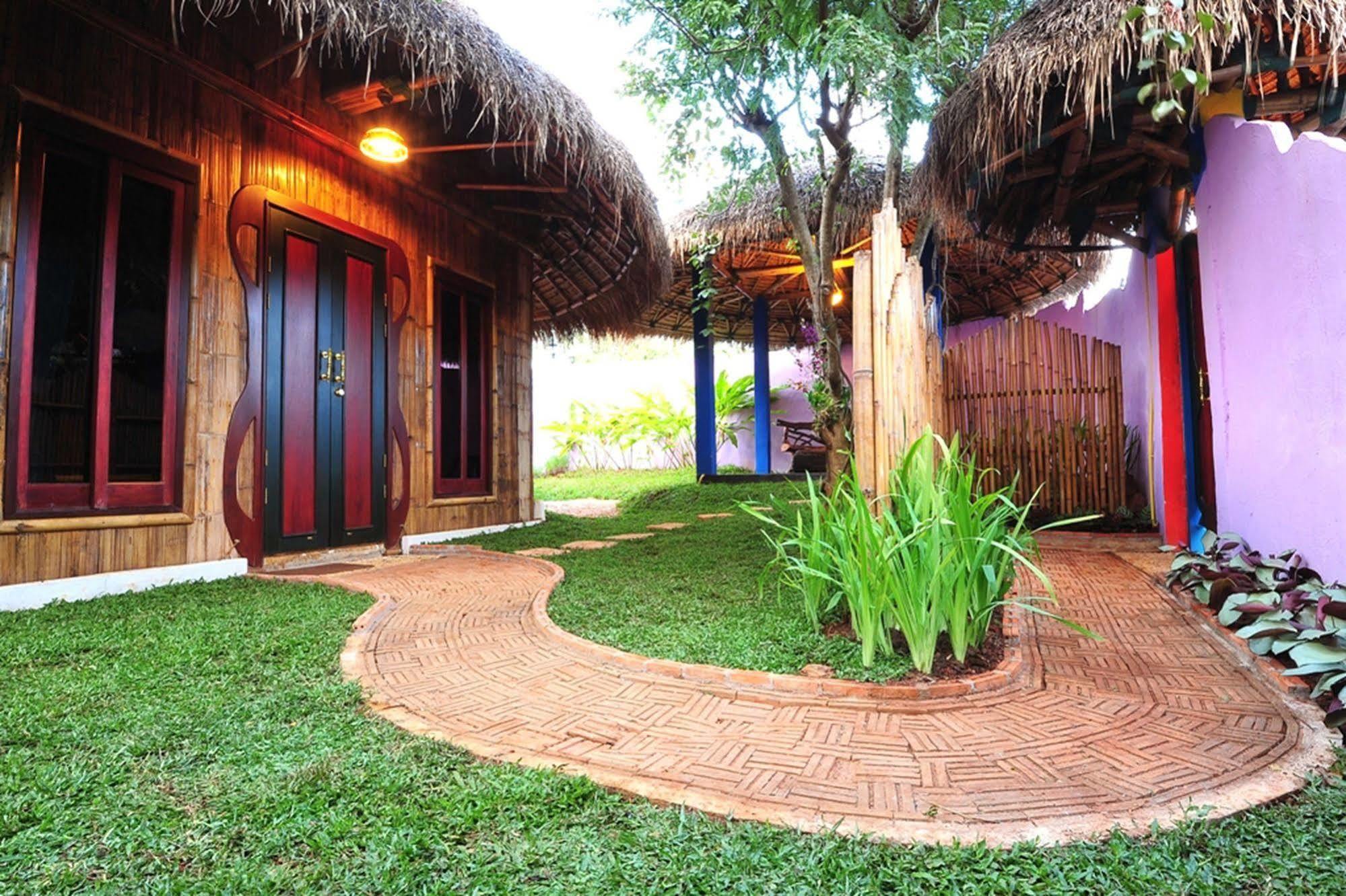 Reewa Waree Resort Wangkata Экстерьер фото